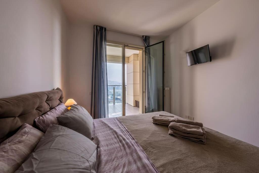 5 Stars Apart Sea View Genoa Exterior photo